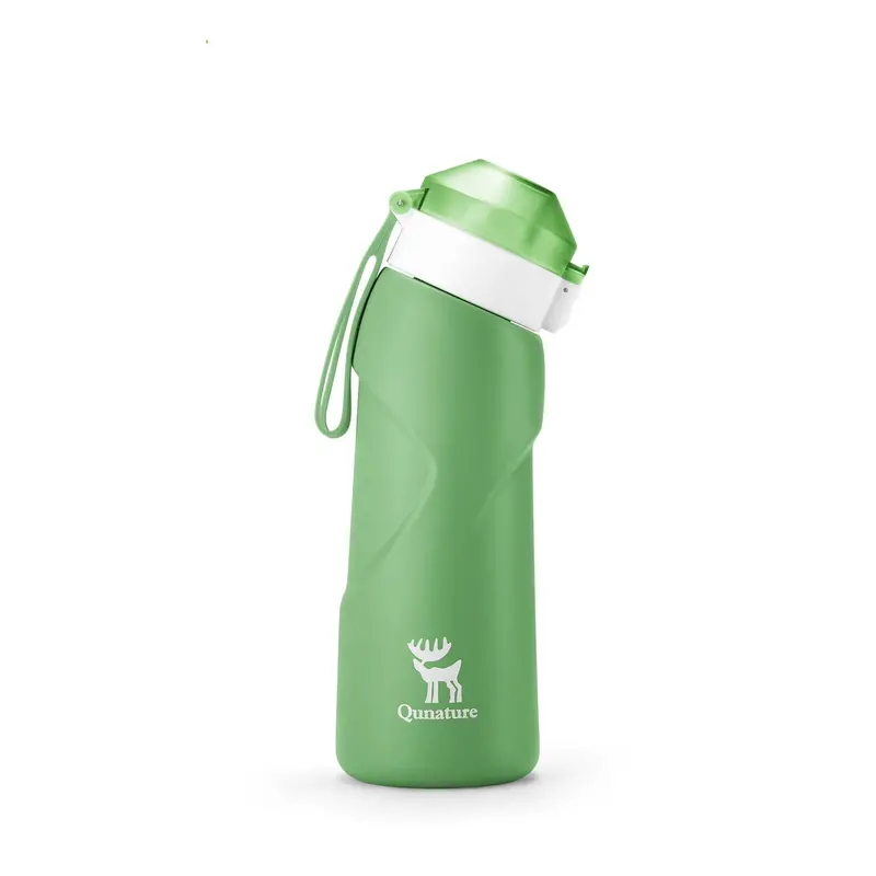 Angled Collapsible Water Bottle – Flexible Straight-Fold Design 4