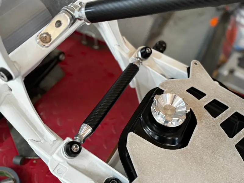 Carbon Fiber Cross Bar For Honda Ruckus 1