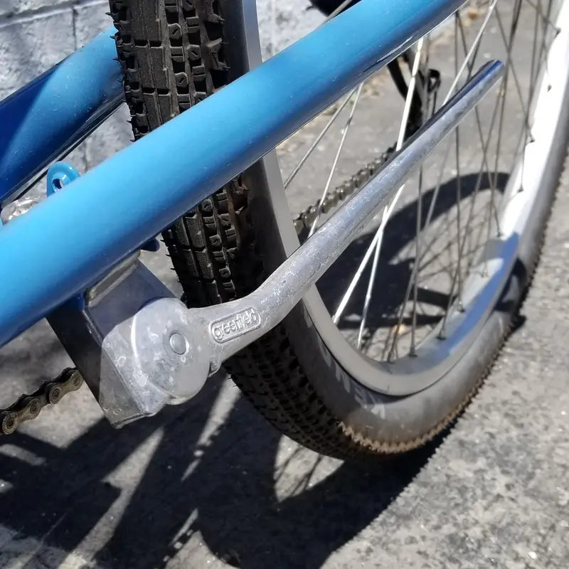 Greenfield Single-Leg Kickstand – Silver Finish 1