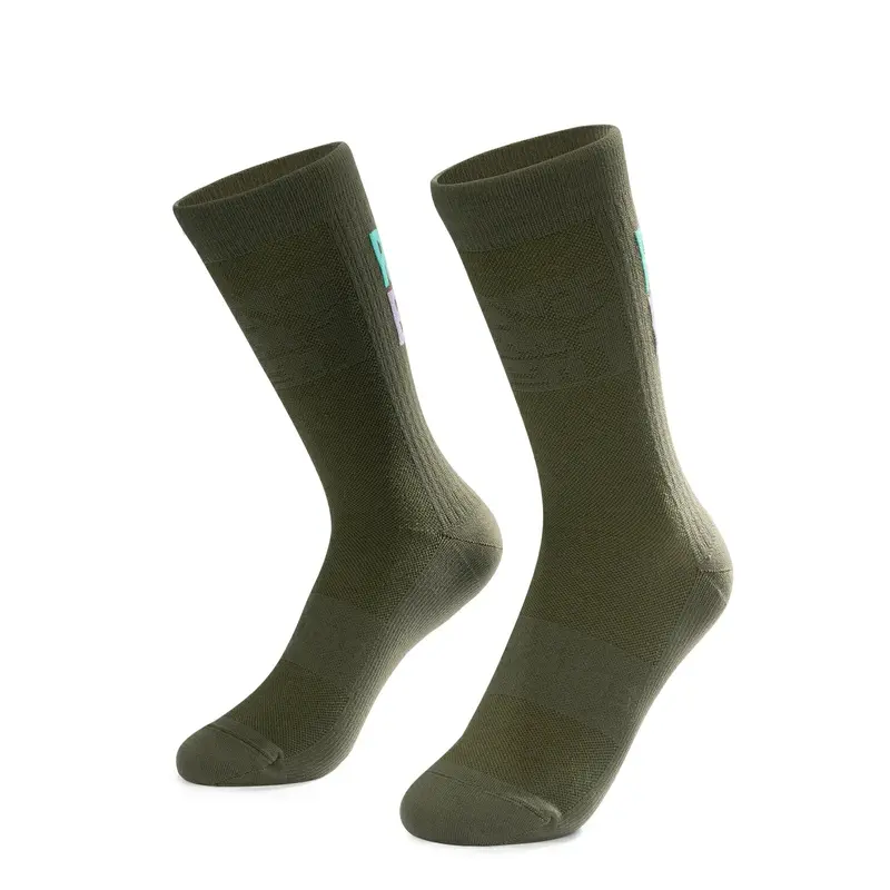 High-Stretch Performance Cycling Socks For Comfort And Support 4