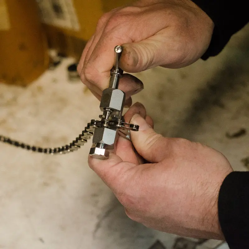 Hobson Zingo Chain Breaker Tool – Precision Bike Chain Removal And Installation 1