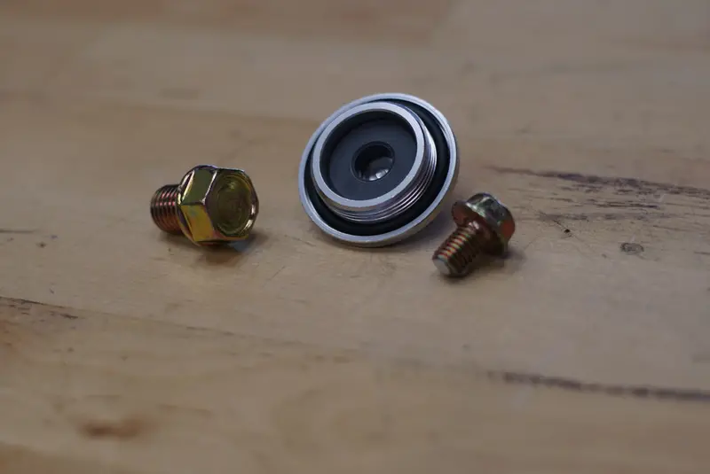 Magnetic Drain Plug Kit For Motor Scooters 1