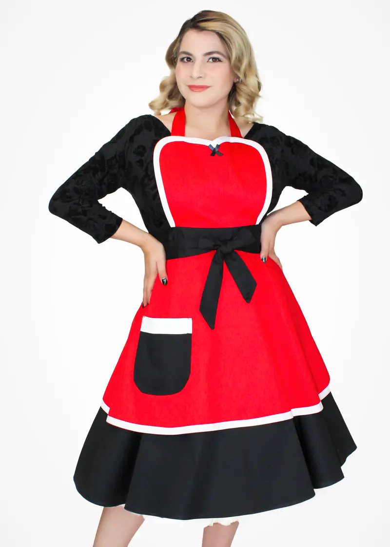 Merry & Bright Christmas Apron Featuring Santa Motifs 1