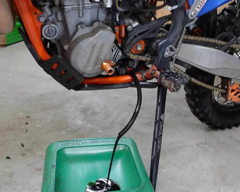 Oil Drain Tool Kit Compatible With Ktm, Husqvarna, And Gasgas Models 1