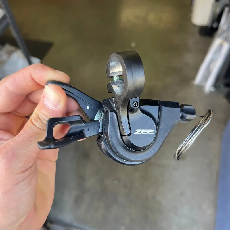 Shimano Zee Sl-M640 10-Speed Trigger Shifter 1