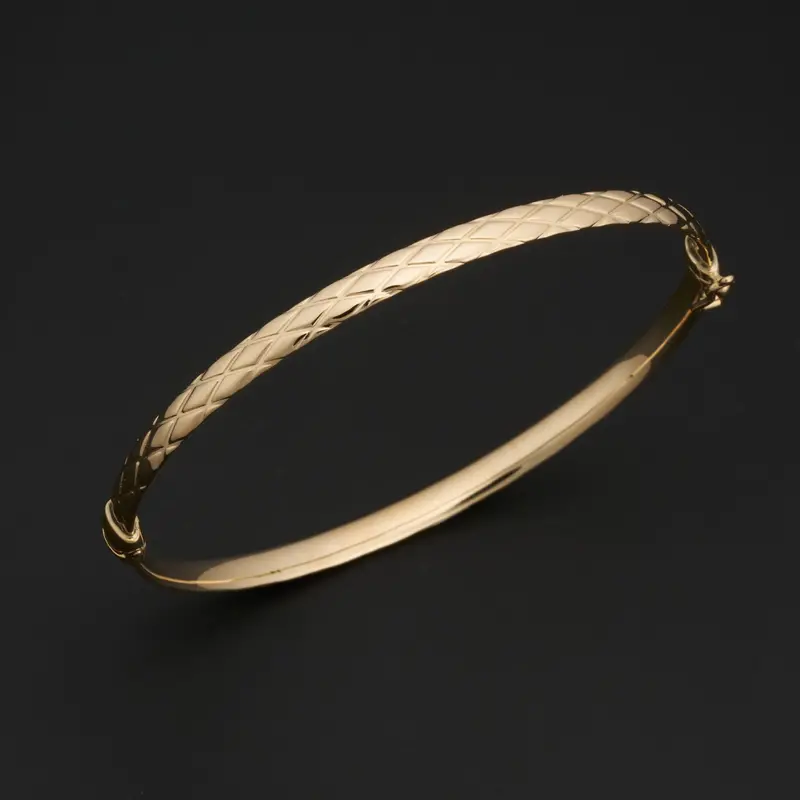 Slender 4Mm Solid Bangle In 14K Yellow Gold 1