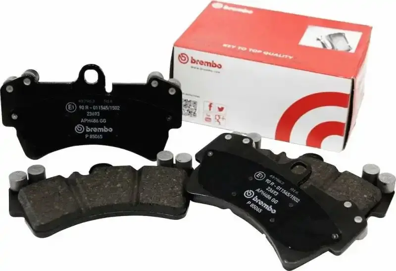 Brembo Rear Ceramic Brake Pads – Oem-Equivalent Nao Compound For 1999–2003 Bmw 5-Series 1